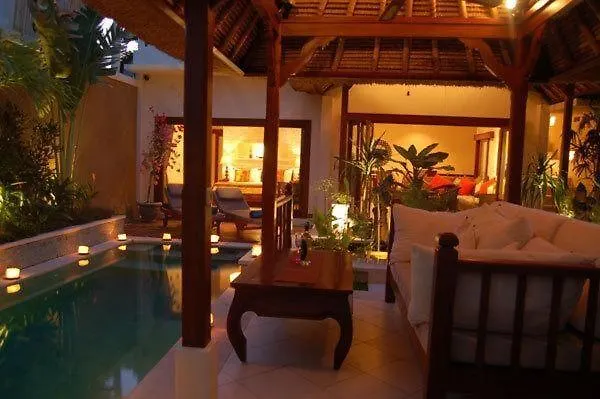 Villa Leona Seminyak  Seminyak (Bali)